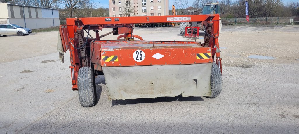 Mähwerk typu Kuhn FC300G, Gebrauchtmaschine v Lérouville (Obrázek 9)