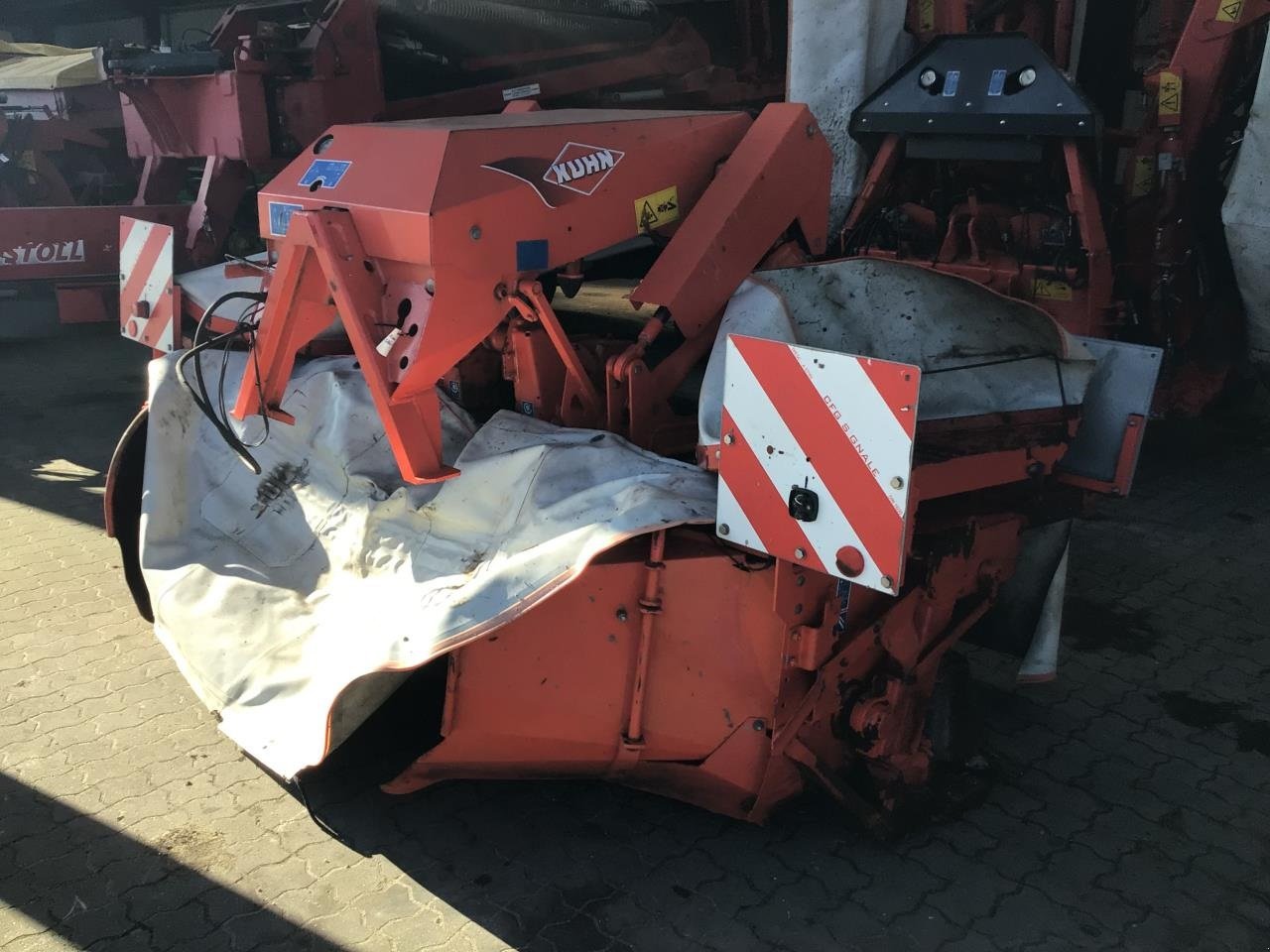 Mähwerk del tipo Kuhn FC883 RC skårlægger med bånd, Gebrauchtmaschine en Herning (Imagen 3)