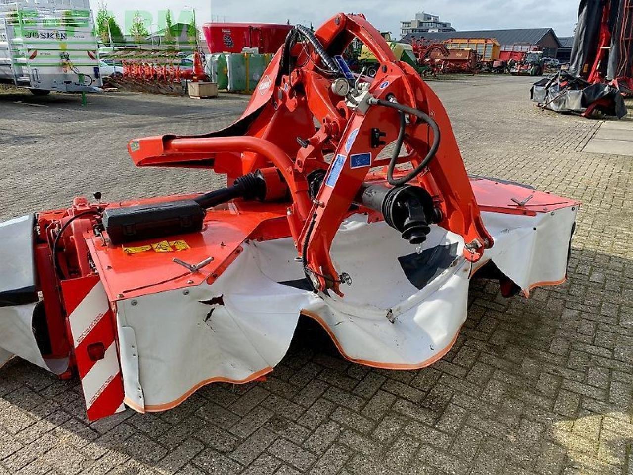 Mähwerk za tip Kuhn frontmaaier fc 3125 df, Gebrauchtmaschine u gg VEGHEL (Slika 12)