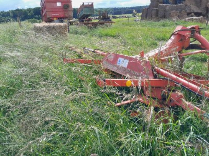 Mähwerk Türe ait Kuhn GA 6401 MH, Gebrauchtmaschine içinde Belleville sur Meuse (resim 7)