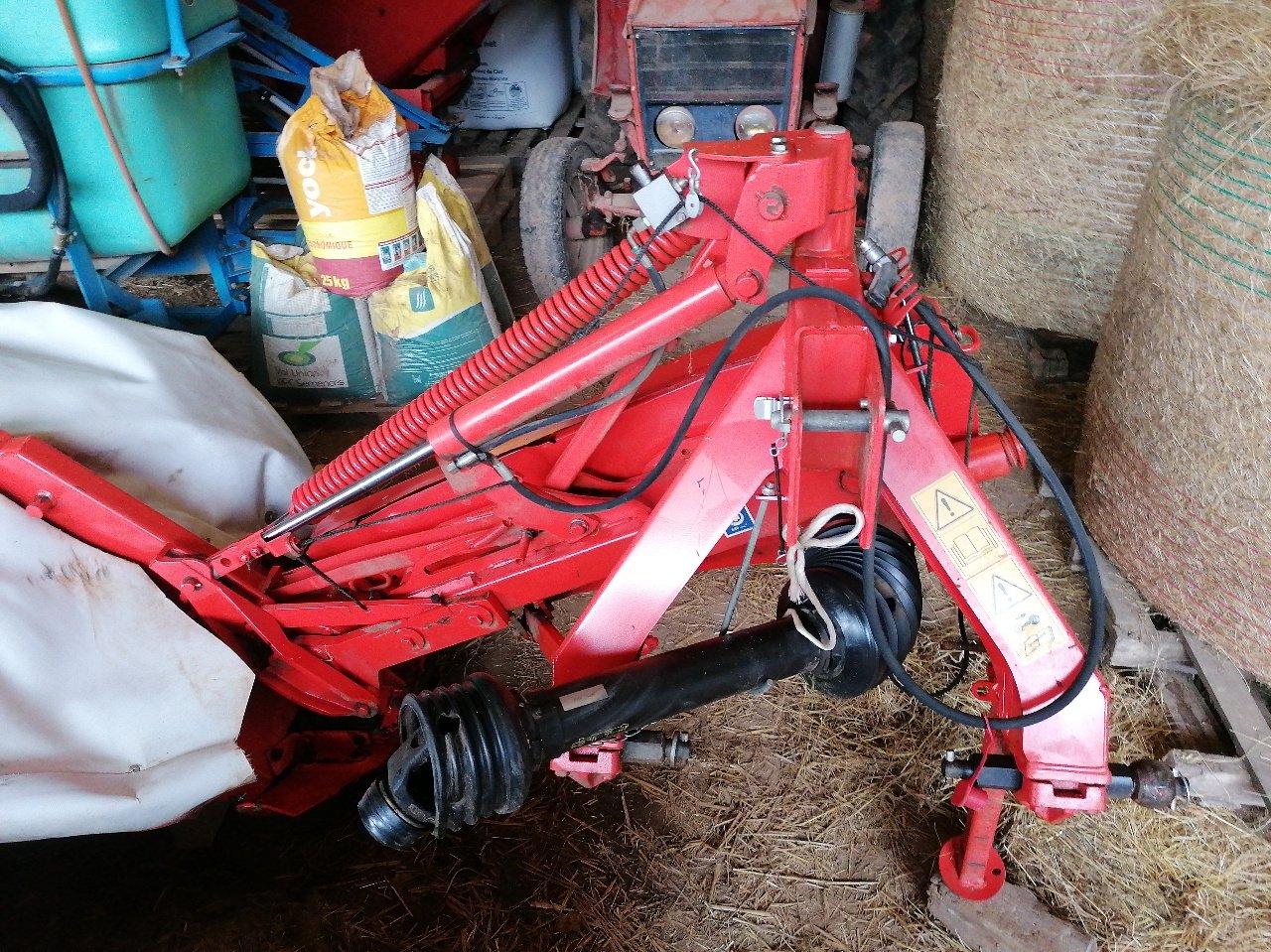 Mähwerk tip Kuhn GMD 280 FF, Gebrauchtmaschine in Saint-Nabord (Poză 7)