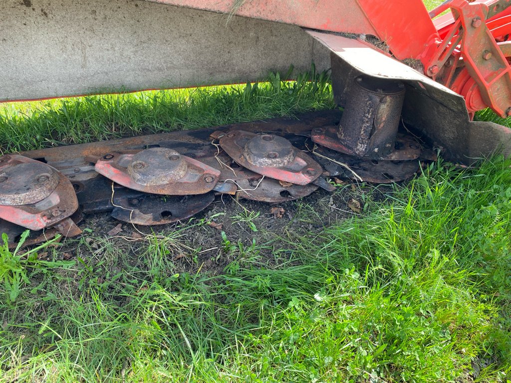 Mähwerk tip Kuhn Gmd 310 FF (  DESTOCKAGE ), Gebrauchtmaschine in MAURIAC (Poză 8)