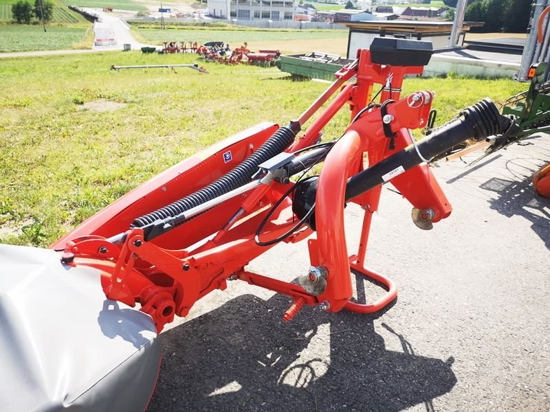 Mähwerk van het type Kuhn GMD 315 FF Heckscheibenmähwerk, Vorführmaschine in St. Marienkirchen (Foto 5)