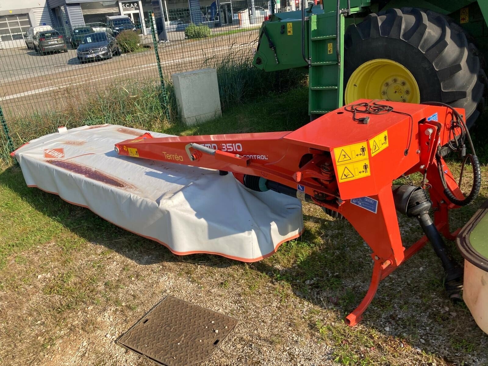 Mähwerk tip Kuhn GMD 3510 LIFT CONTROL, Gebrauchtmaschine in NOGENT (Poză 1)