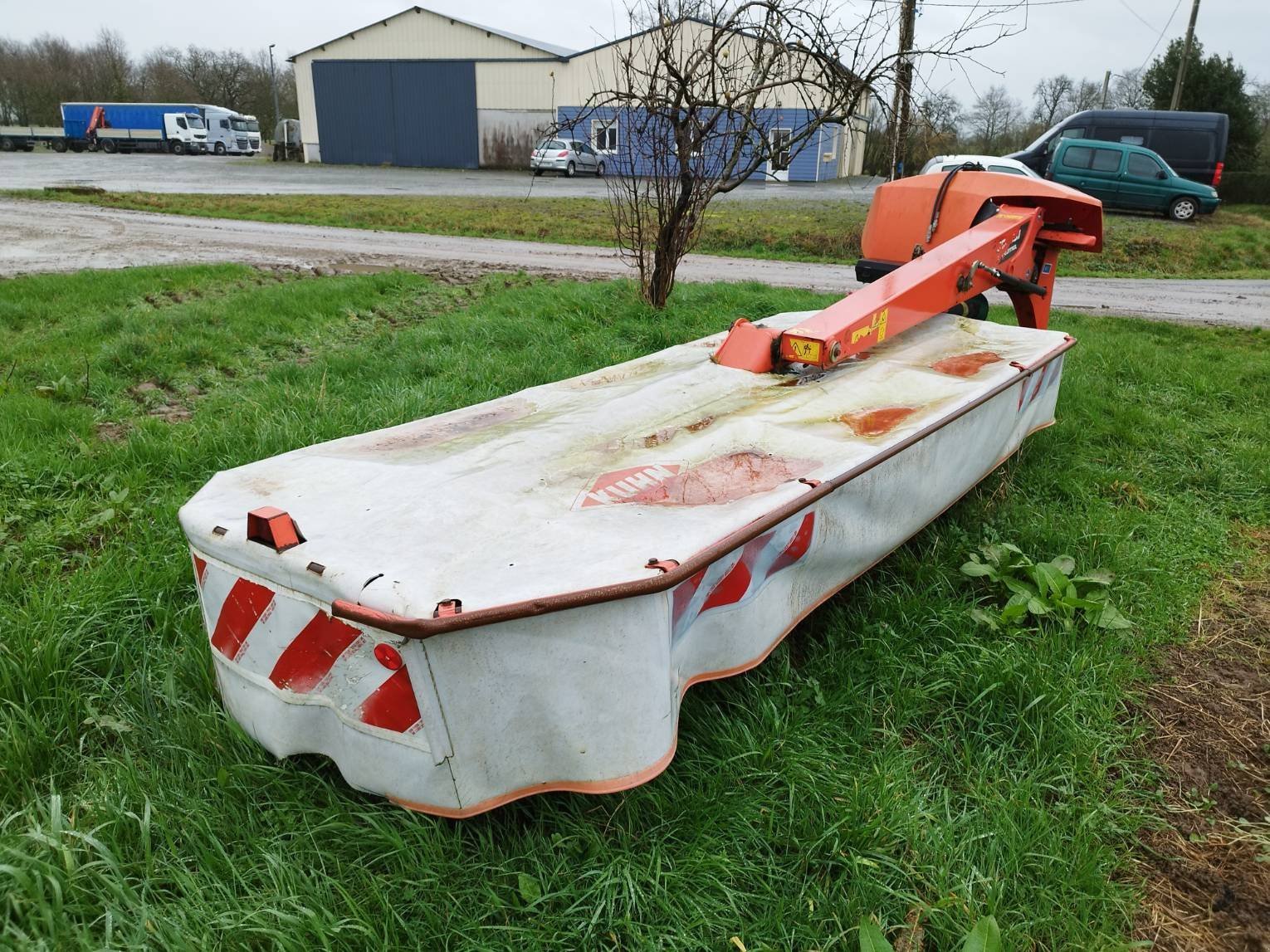 Mähwerk tipa Kuhn GMD 3511, Gebrauchtmaschine u Montenay (Slika 3)