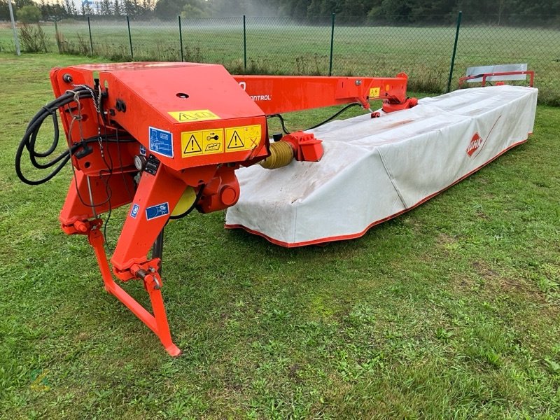 Mähwerk van het type Kuhn GMD 4410-FF, Gebrauchtmaschine in Sonnewalde (Foto 1)