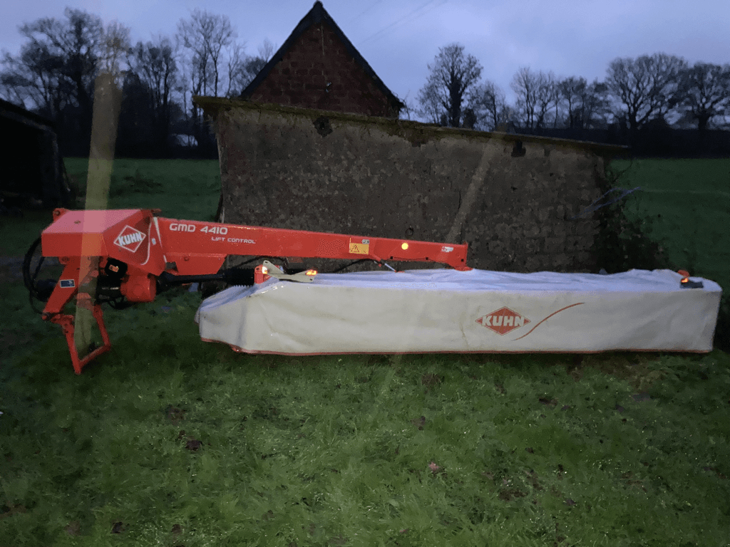 Mähwerk van het type Kuhn GMD 4410, Gebrauchtmaschine in CONDE SUR VIRE (Foto 2)