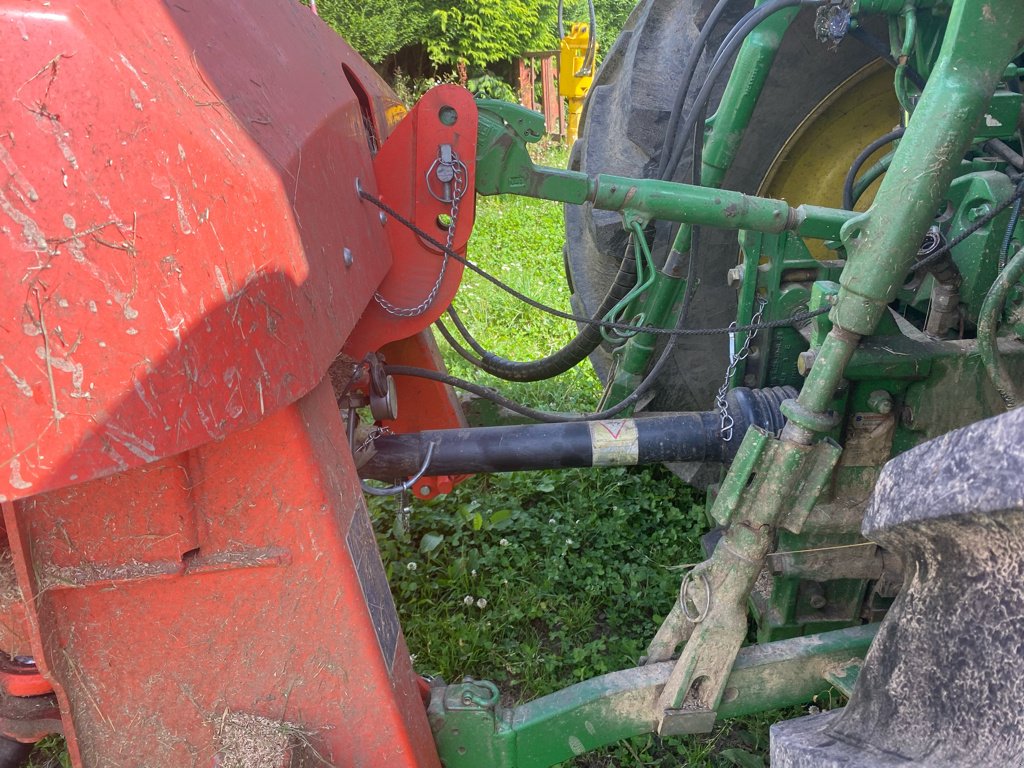 Mähwerk van het type Kuhn GMD 4411-FF, Gebrauchtmaschine in MEYMAC (Foto 7)