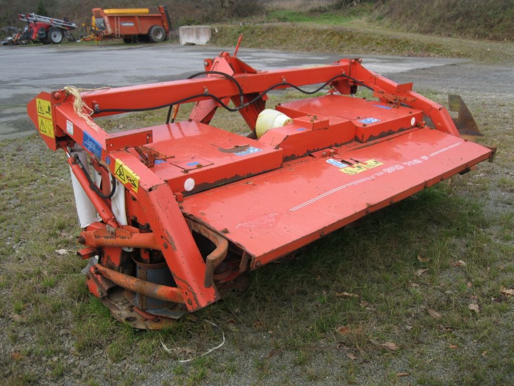 Mähwerk del tipo Kuhn GMD 702 F, Gebrauchtmaschine en BRECE (Imagen 2)