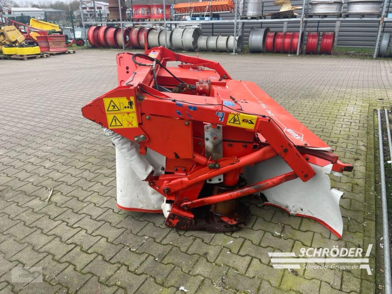 Mähwerk del tipo Kuhn GMD 702 F, Gebrauchtmaschine en Wildeshausen (Imagen 4)