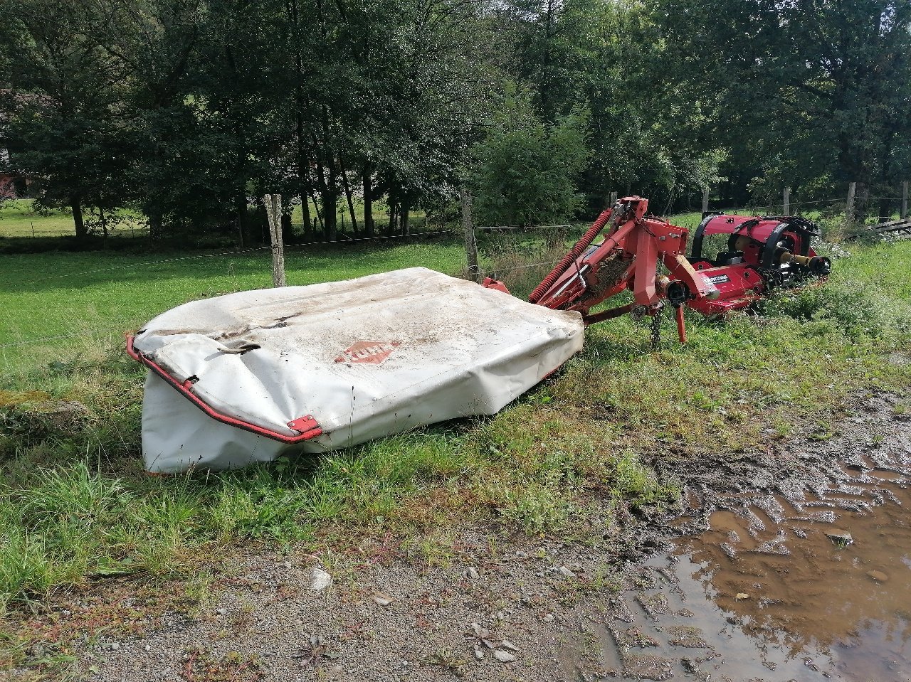 Mähwerk van het type Kuhn Gmd240FF, Gebrauchtmaschine in Saint-Nabord (Foto 1)