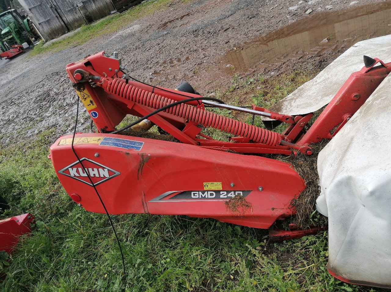 Mähwerk van het type Kuhn Gmd240FF, Gebrauchtmaschine in Saint-Nabord (Foto 6)