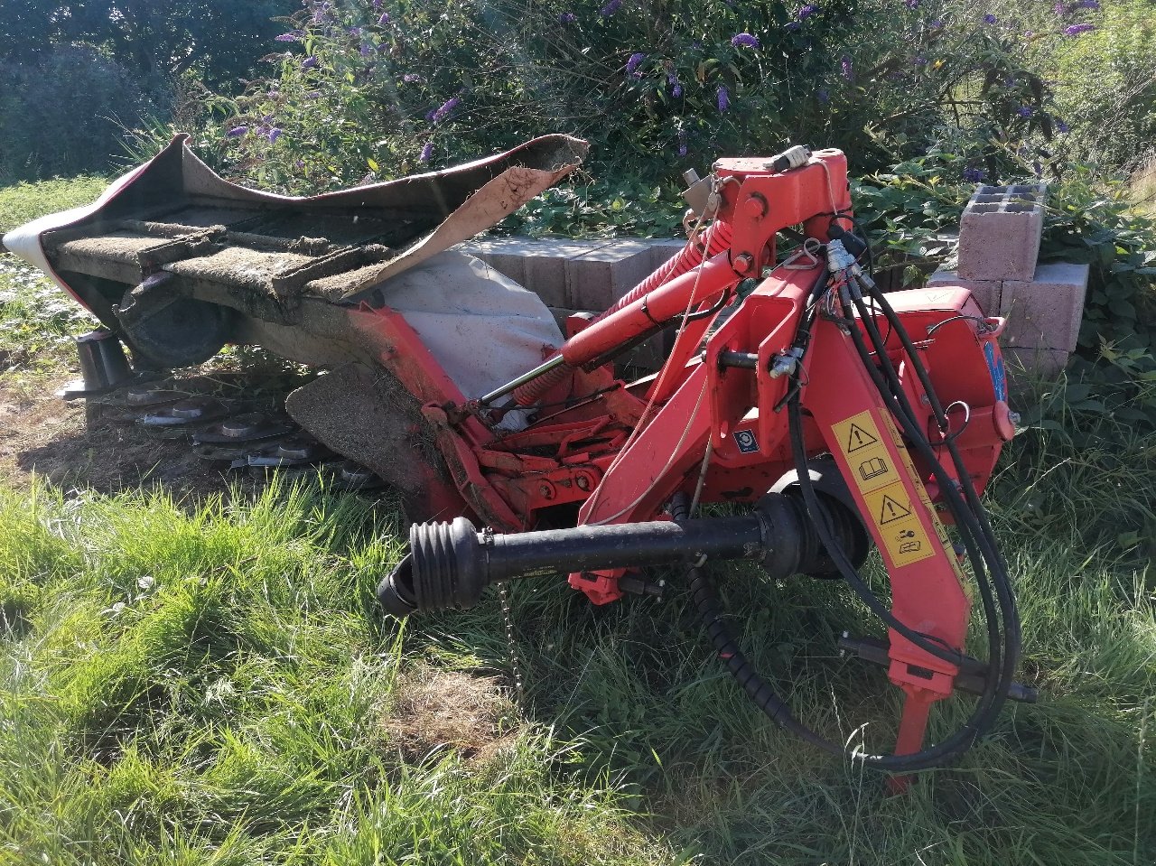 Mähwerk van het type Kuhn Gmd280ff, Gebrauchtmaschine in Saint-Nabord (Foto 3)