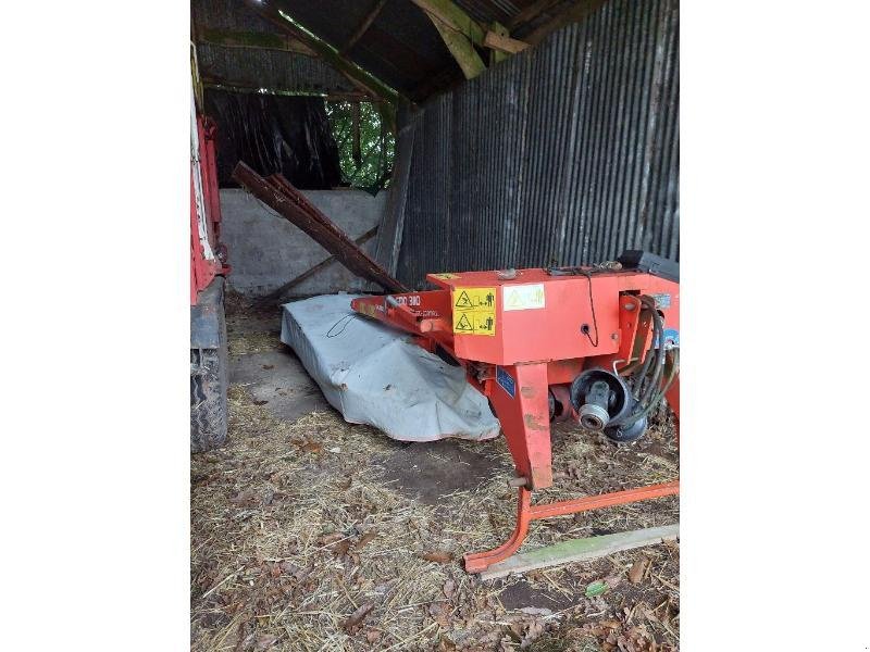 Mähwerk van het type Kuhn GMD3110, Gebrauchtmaschine in PLUMELEC (Foto 1)