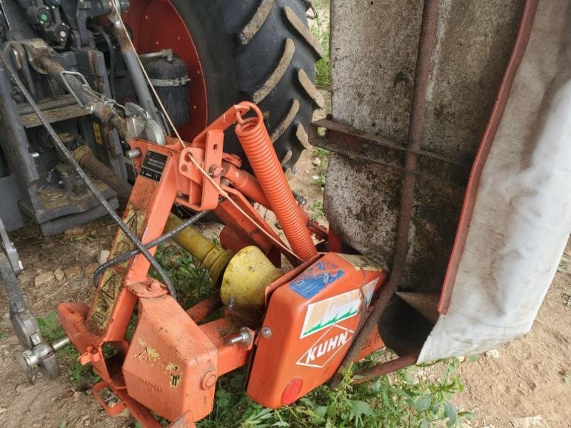 Mähwerk del tipo Kuhn GMD500, Gebrauchtmaschine en BRAY en Val (Imagen 2)