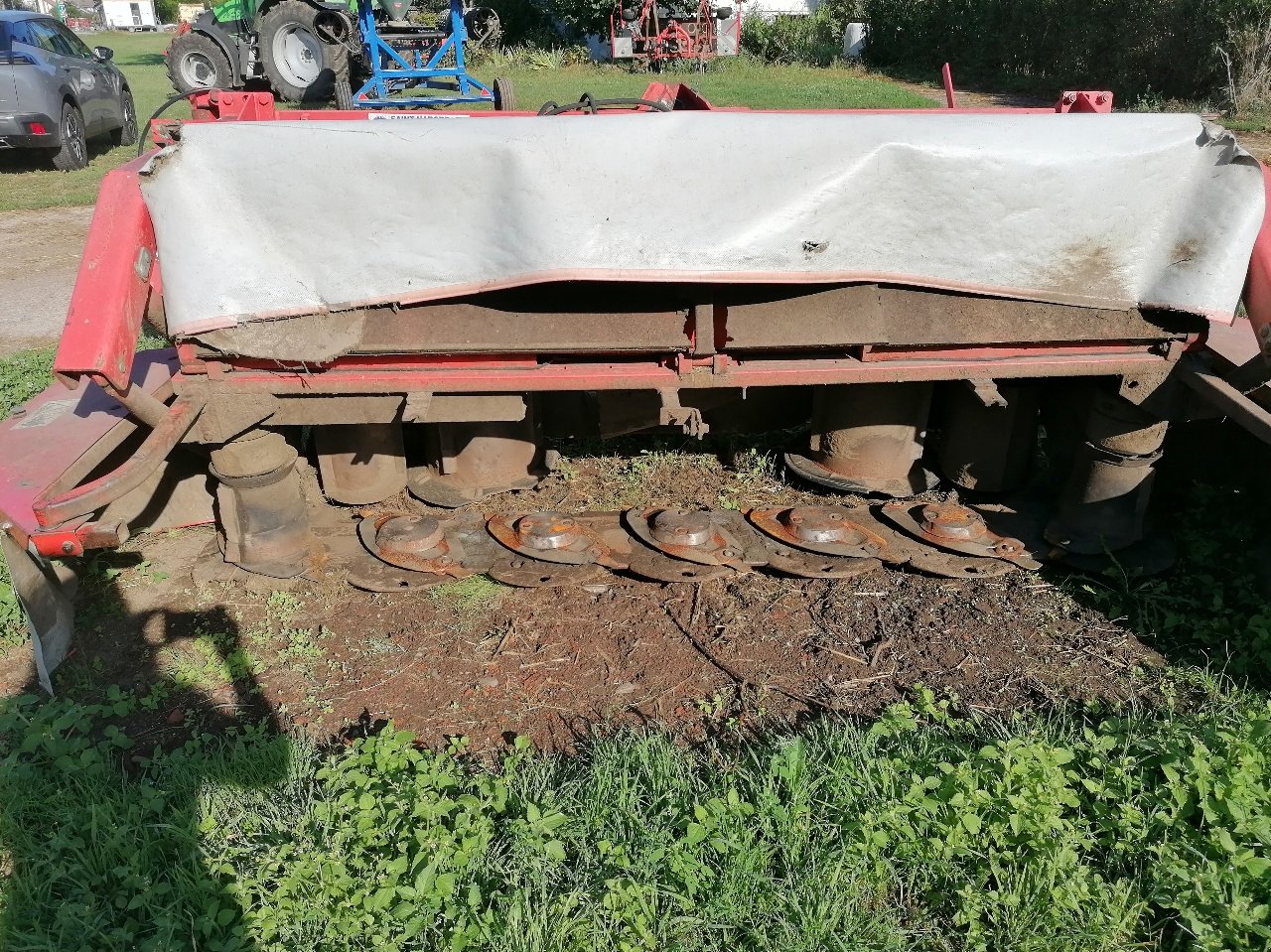 Mähwerk van het type Kuhn Gmd700 F FF, Gebrauchtmaschine in Saint-Nabord (Foto 9)