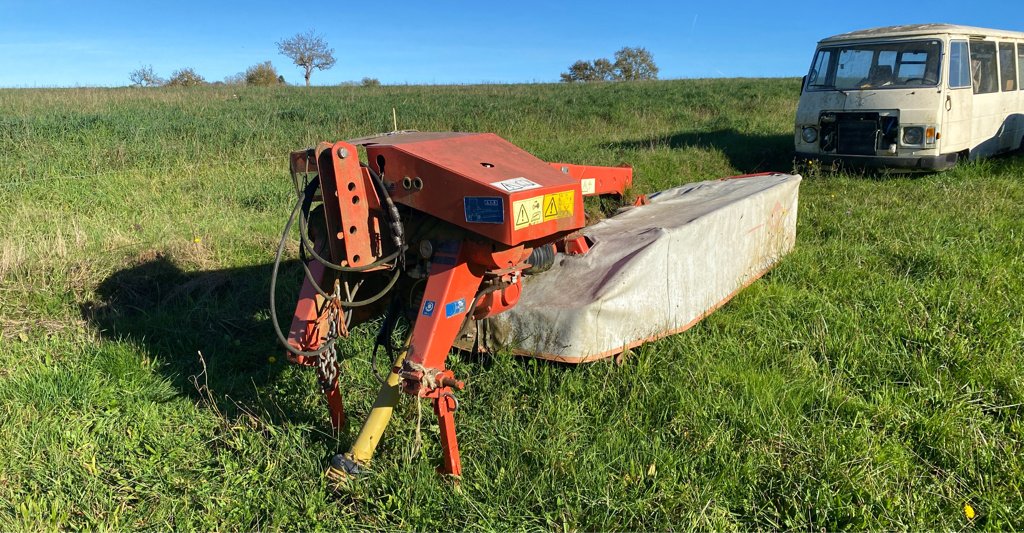 Mähwerk Türe ait Kuhn Gmd802, Gebrauchtmaschine içinde GUERET (resim 1)