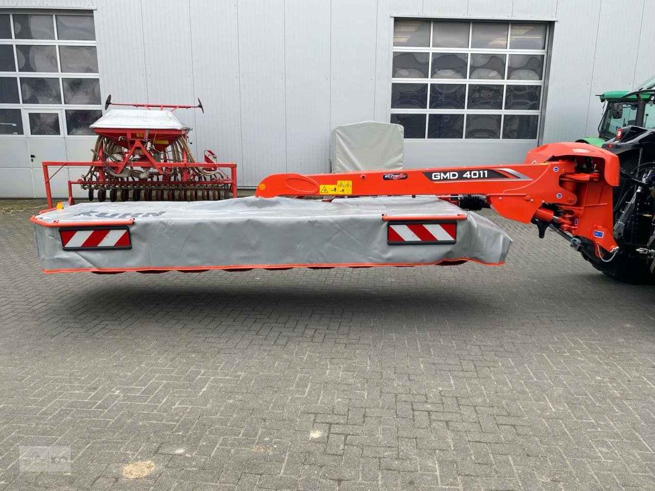 Mähwerk del tipo Kuhn KUHN GMD4011-FF, Neumaschine en Eslohe–Bremke (Imagen 12)