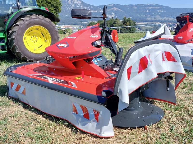 Mähwerk van het type Kuhn PZ 3021 FP, Neumaschine in Ersingen (Foto 1)