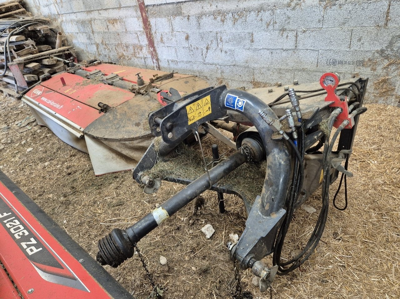 Mähwerk tip Kuhn PZ 320, Gebrauchtmaschine in MANDRES-SUR-VAIR (Poză 3)