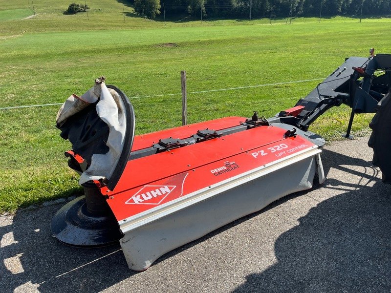 Mähwerk tip Kuhn PZ 320, Gebrauchtmaschine in Courtedoux (Poză 1)