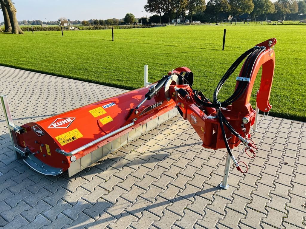 Mähwerk del tipo Kuhn TBE 242 klepelmaaier, Neumaschine In Coevorden (Immagine 4)