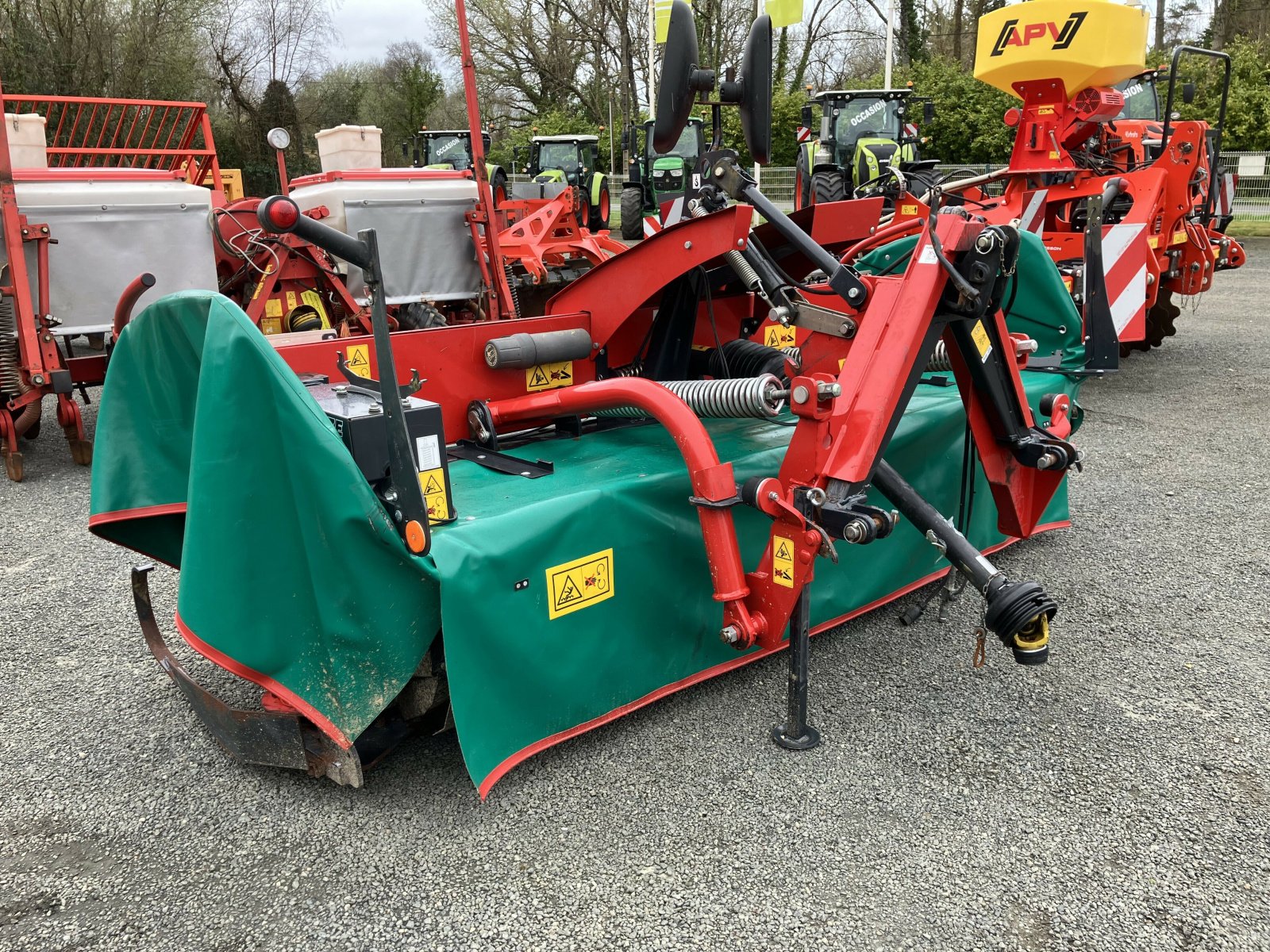 Mähwerk del tipo Kverneland FAUCHEUSE KV 2832 FS, Gebrauchtmaschine en PLOUIGNEAU (Imagen 3)