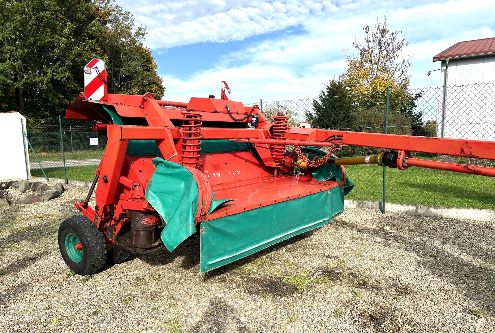 Mähwerk van het type Kverneland TA 338 B - ein gezogenes Mähwerk mit Schwadzusammenführung und Aufbereiter, Gebrauchtmaschine in Burgrieden (Foto 29)