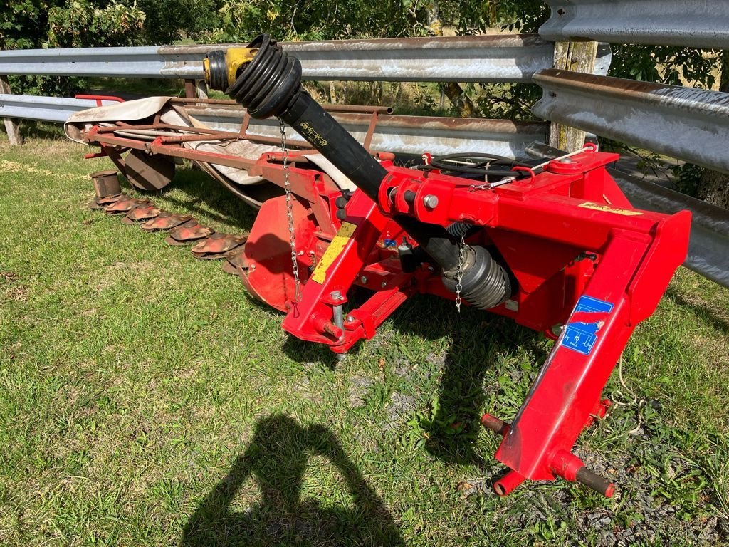 Mähwerk des Typs Lely 320 classic, Gebrauchtmaschine in SAINTE GENEVIEVE SUR AGENCE (Bild 1)