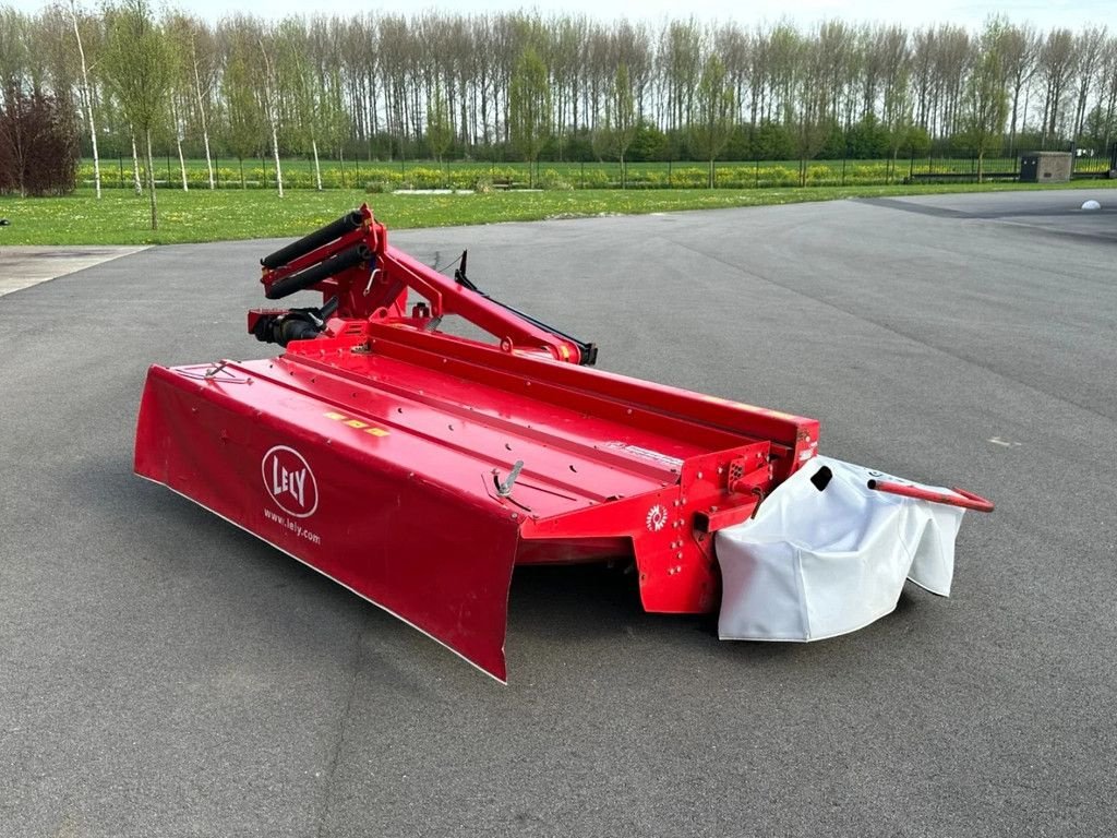 Mähwerk du type Lely 320MC, Gebrauchtmaschine en BENNEKOM (Photo 4)