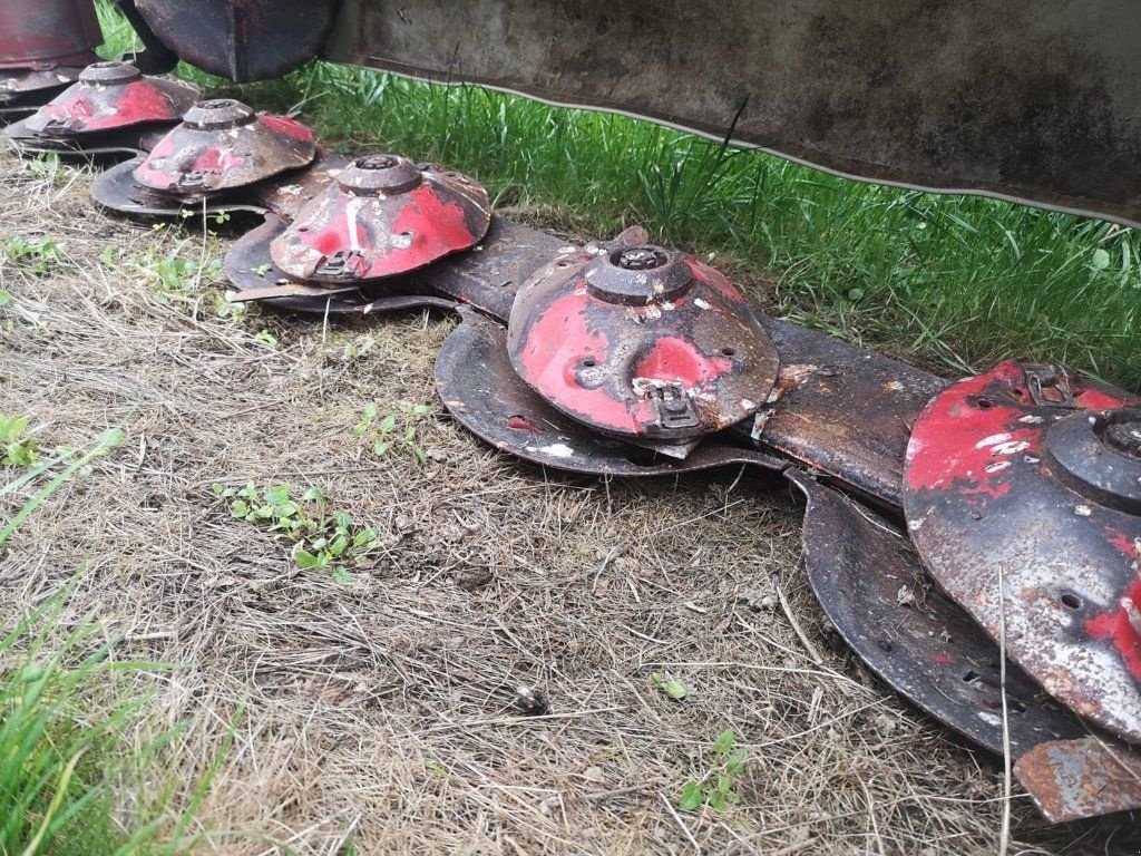 Mähwerk van het type Lely SPLENDIMO 240 CLASSIC, Gebrauchtmaschine in BEAULEU (Foto 6)