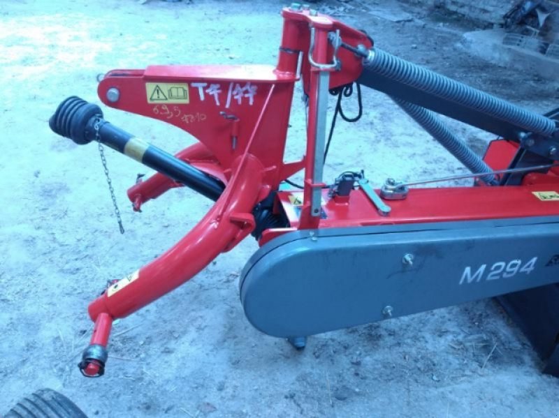 Mähwerk Türe ait Massey Ferguson M294, Gebrauchtmaschine içinde VERT TOULON (resim 9)