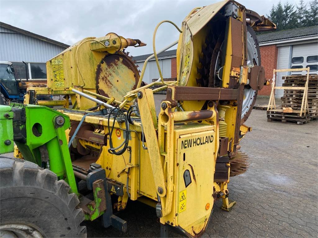 Mähwerk Türe ait New Holland RI600, Gebrauchtmaschine içinde Hemmet (resim 12)