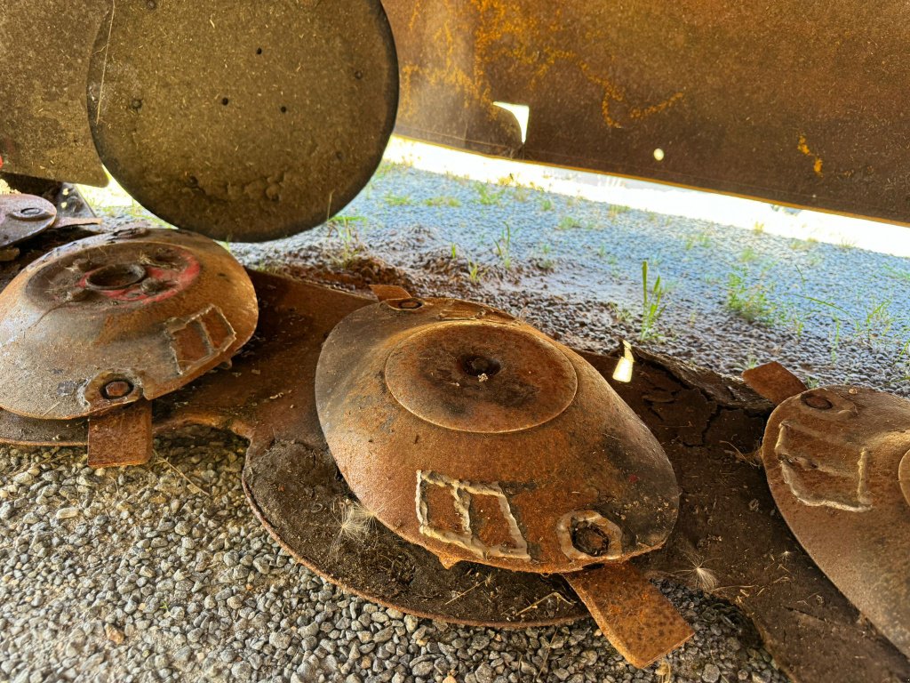 Mähwerk van het type Pöttinger NOVACAT 265, Gebrauchtmaschine in UZERCHE (Foto 3)