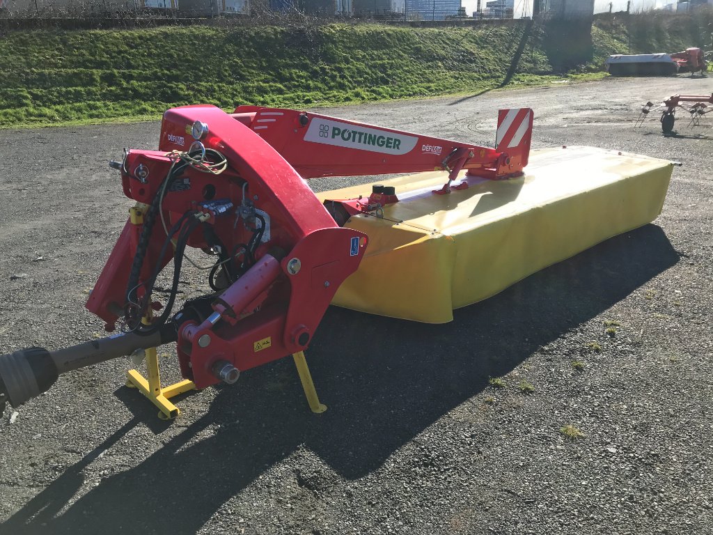 Mähwerk des Typs Pöttinger NOVACAT 352 DESTOCKAGE, Gebrauchtmaschine in UZERCHE (Bild 2)