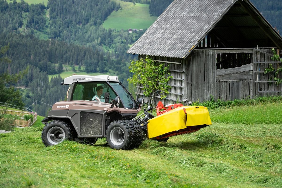 Mähwerk of the type Pöttinger NOVACAT F 3100 ALPIN, Neumaschine in Ebensee (Picture 1)