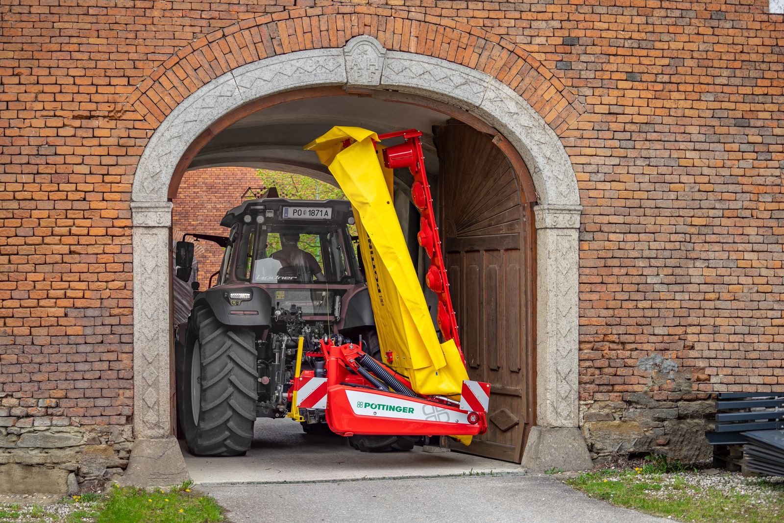 Mähwerk van het type Pöttinger Novadisc 302, Neumaschine in NATTERNBACH (Foto 1)