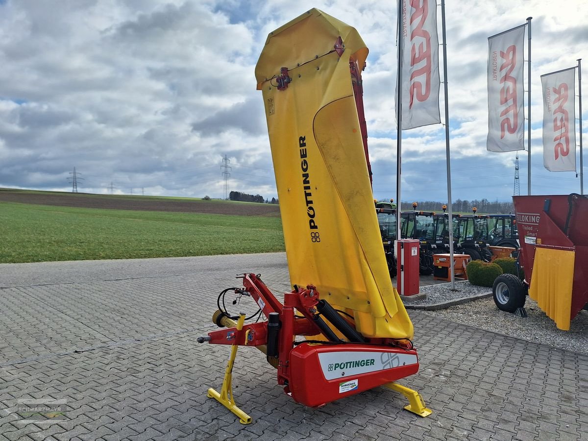 Mähwerk van het type Pöttinger Novadisc 302, Gebrauchtmaschine in Gampern (Foto 3)