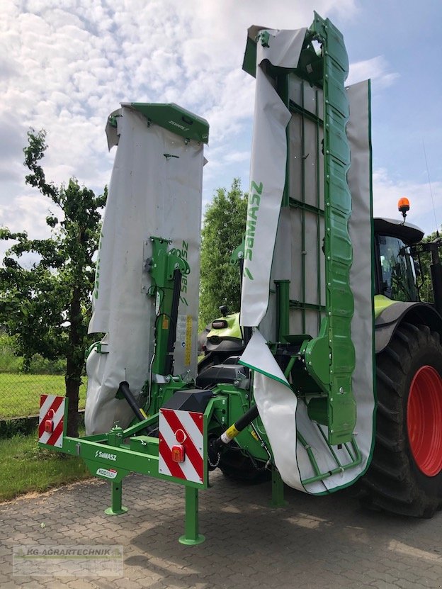 Mähwerk van het type SaMASZ KDD912 + Toro 302 Mähwerk, Gebrauchtmaschine in Langensendelbach (Foto 9)