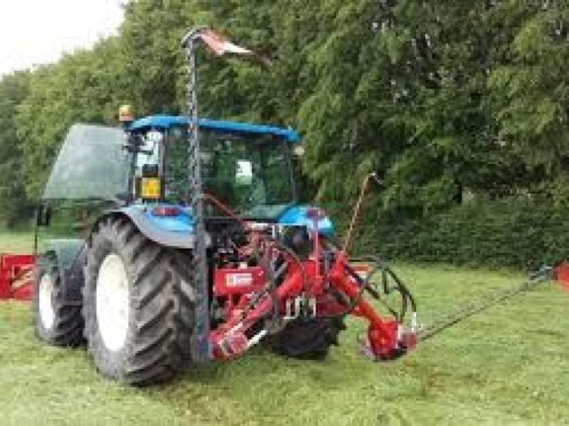 Mähwerk del tipo Sonstige Faucheuse portée arrière 2.42 m de coupe, Gebrauchtmaschine In BEAUREPAIRE (Immagine 1)