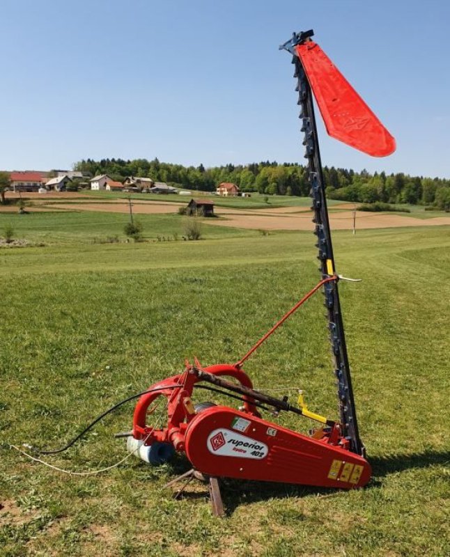 Mähwerk des Typs Sonstige Faucheuse portée arrière 2.42 m de coupe, Gebrauchtmaschine in BEAUREPAIRE (Bild 2)