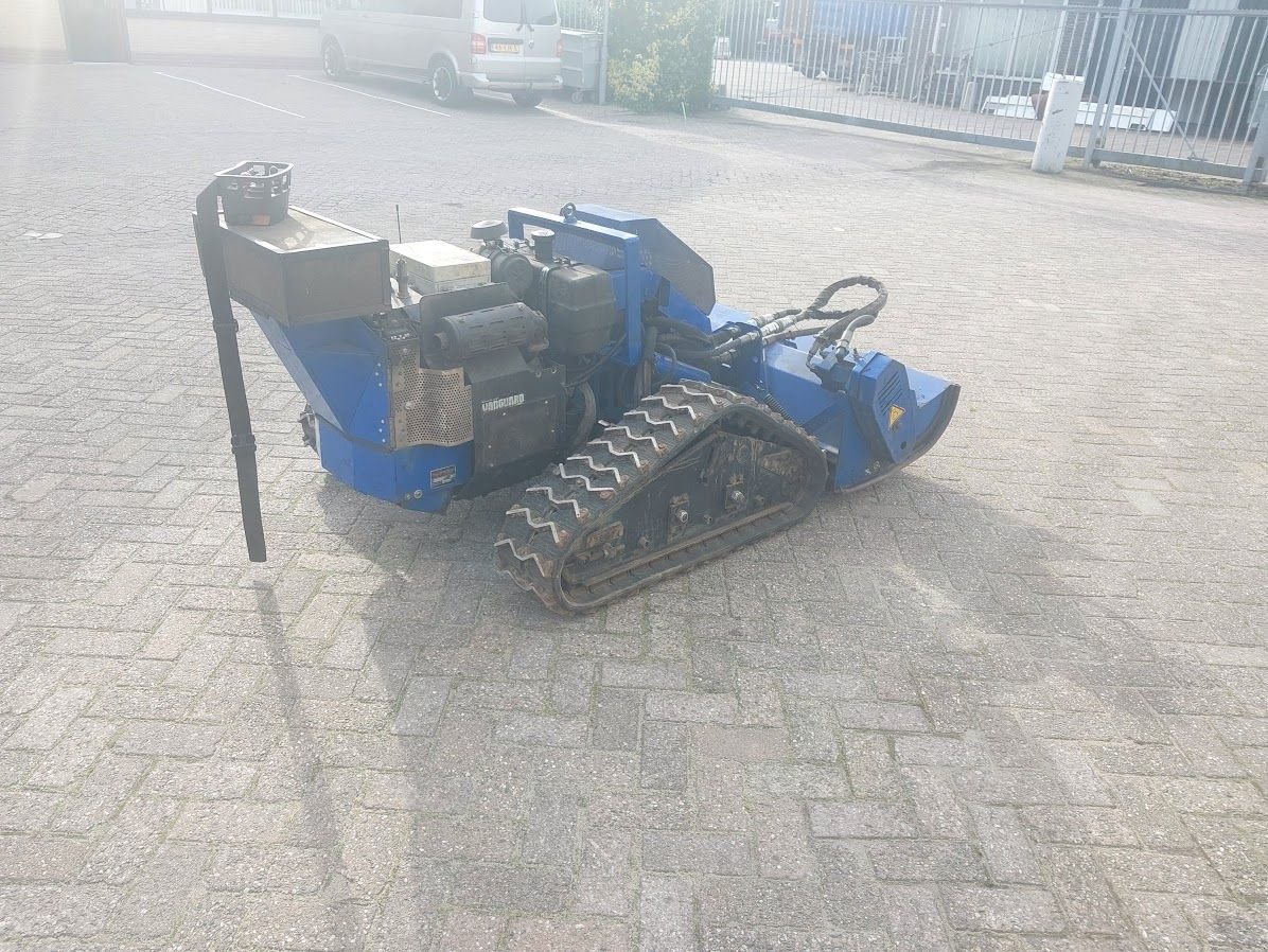 Mähwerk of the type Sonstige Iris Deltrak robot maaier radiografis, Gebrauchtmaschine in Westwoud (Picture 3)