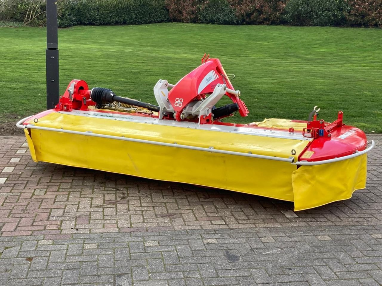 Mähwerk tip Sonstige P&ouml;ttinger Eurocat 311 Classic, Gebrauchtmaschine in Vriezenveen (Poză 1)