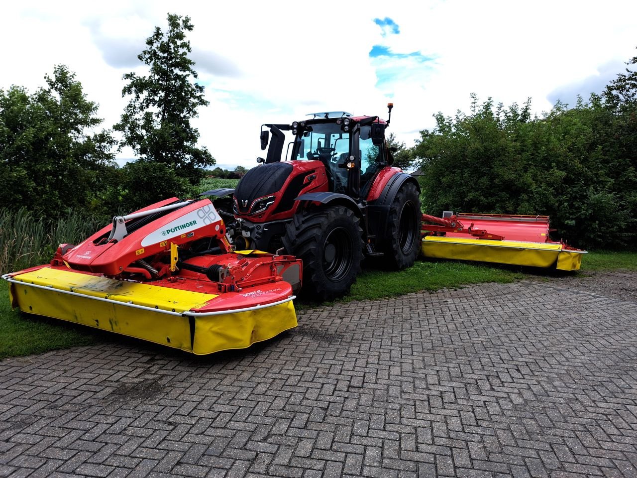 Mähwerk du type Sonstige P&ouml;ttinger Novacat X8 ED, Gebrauchtmaschine en Oosterwolde (Photo 7)