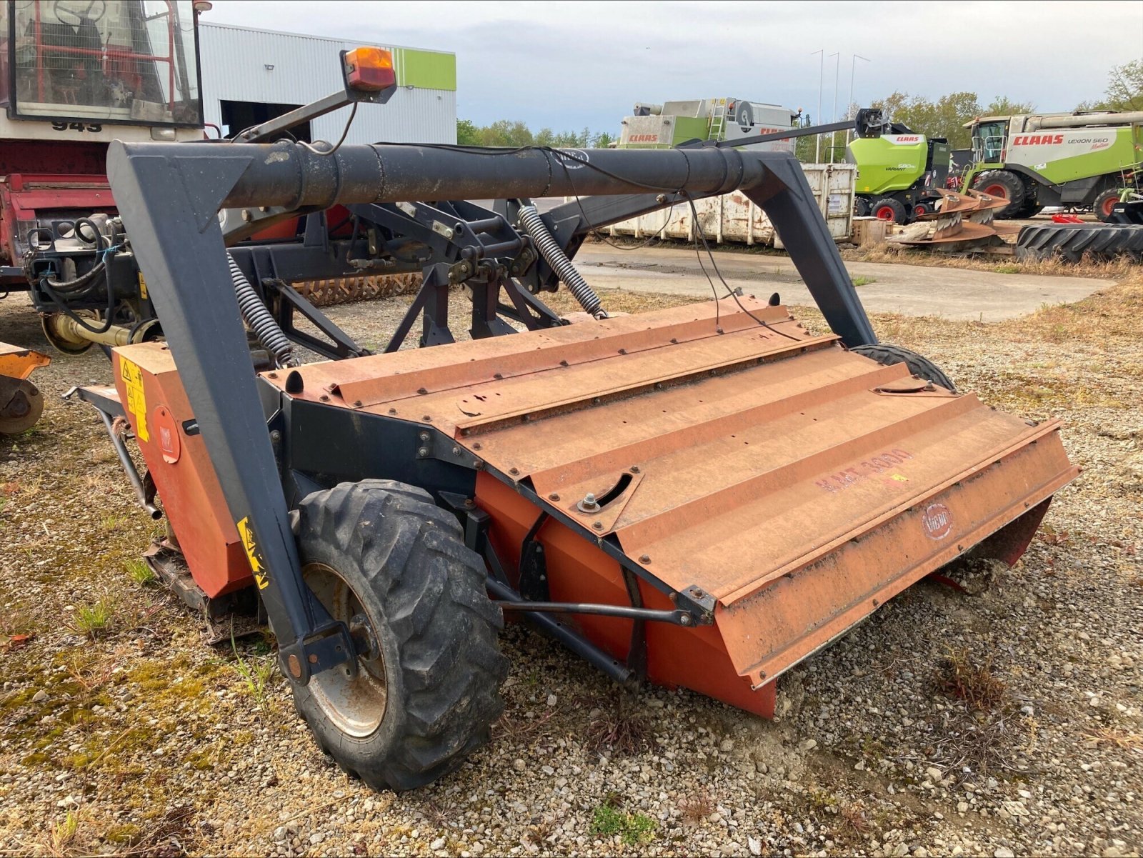 Mähwerk του τύπου Vicon KTM 3000, Gebrauchtmaschine σε CHEMINOT (Φωτογραφία 4)