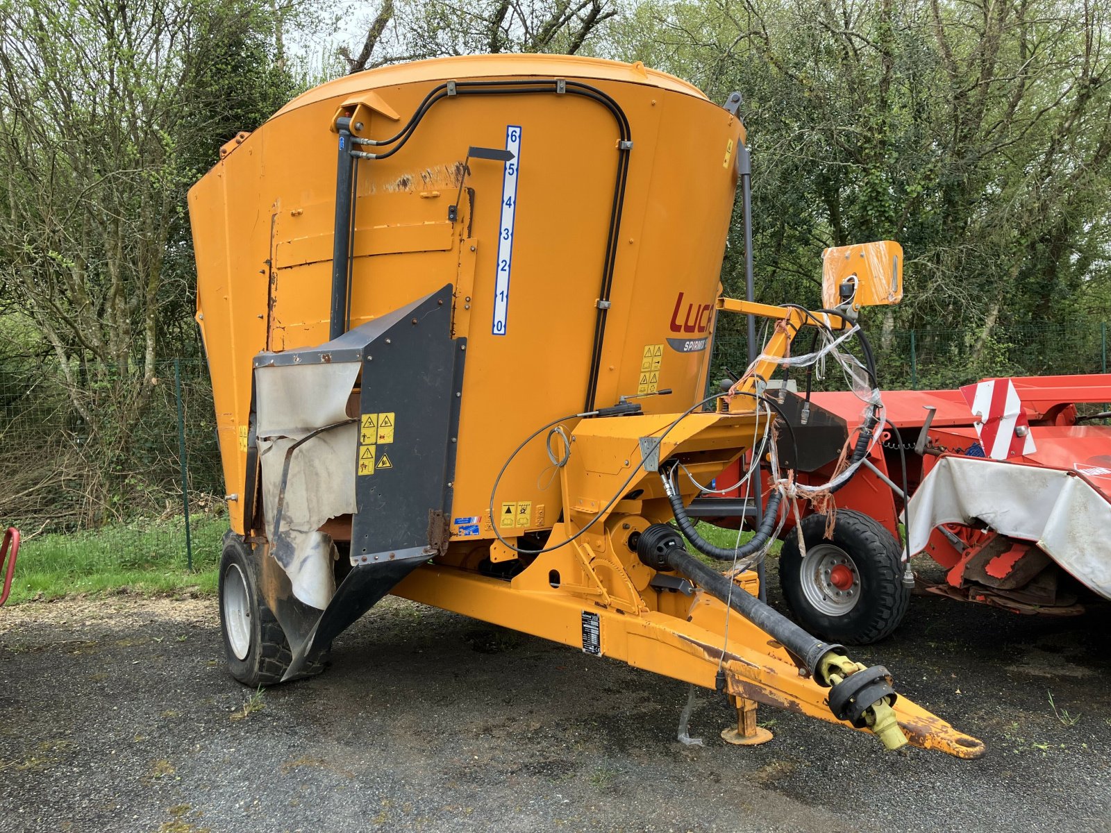 Mahlanlage & Mischanlage del tipo Lucas SPIRMIX 130, Gebrauchtmaschine In PLOUIGNEAU (Immagine 1)