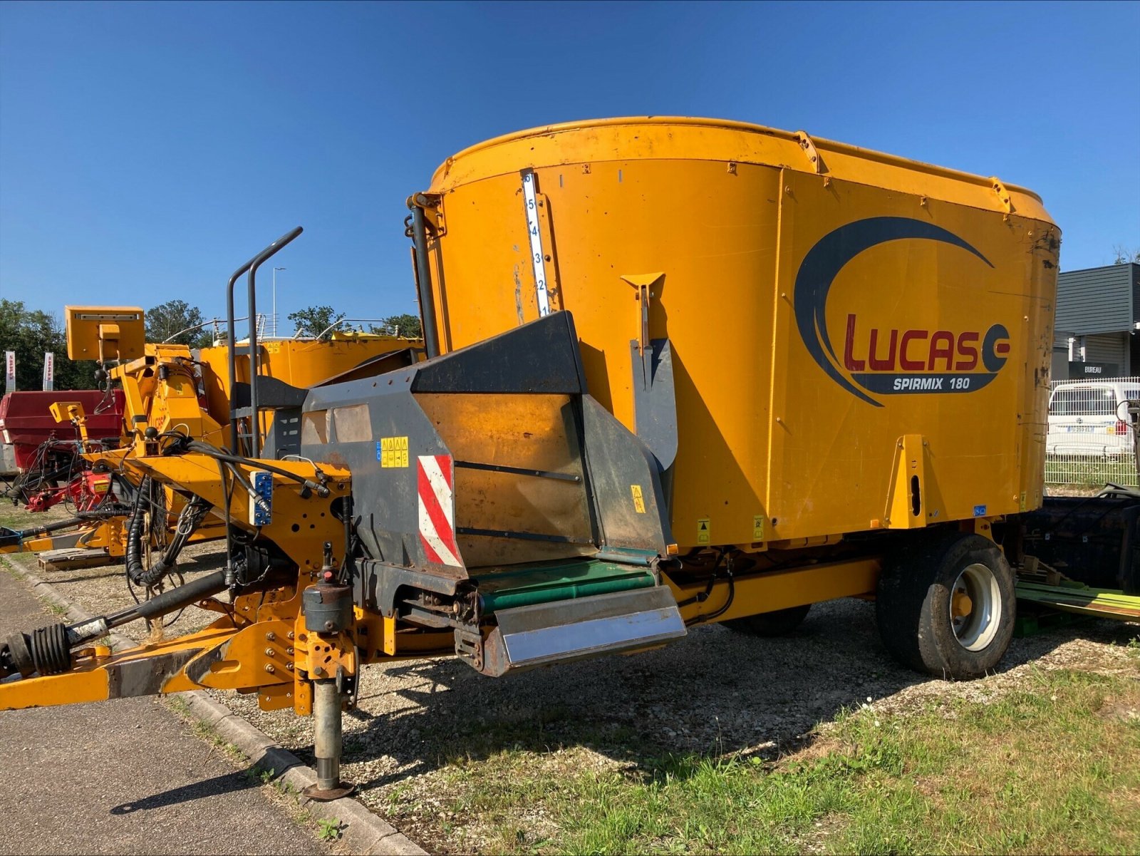 Mahlanlage & Mischanlage van het type Lucas SPIRMIX 180 TAPIS, Gebrauchtmaschine in CHEMINOT (Foto 3)