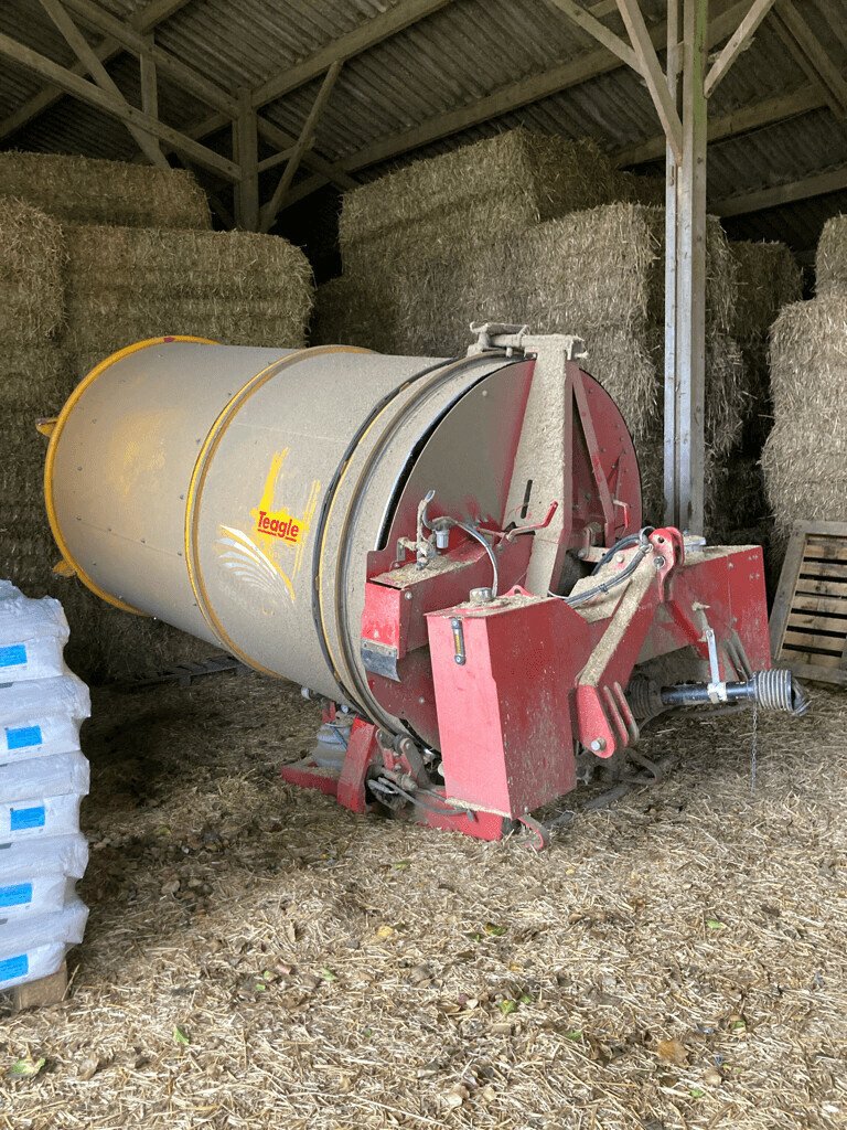 Mahlanlage & Mischanlage del tipo Teagle CALIBREUSE DE PAILLE 505 XLM, Gebrauchtmaschine en PONTIVY (Imagen 1)