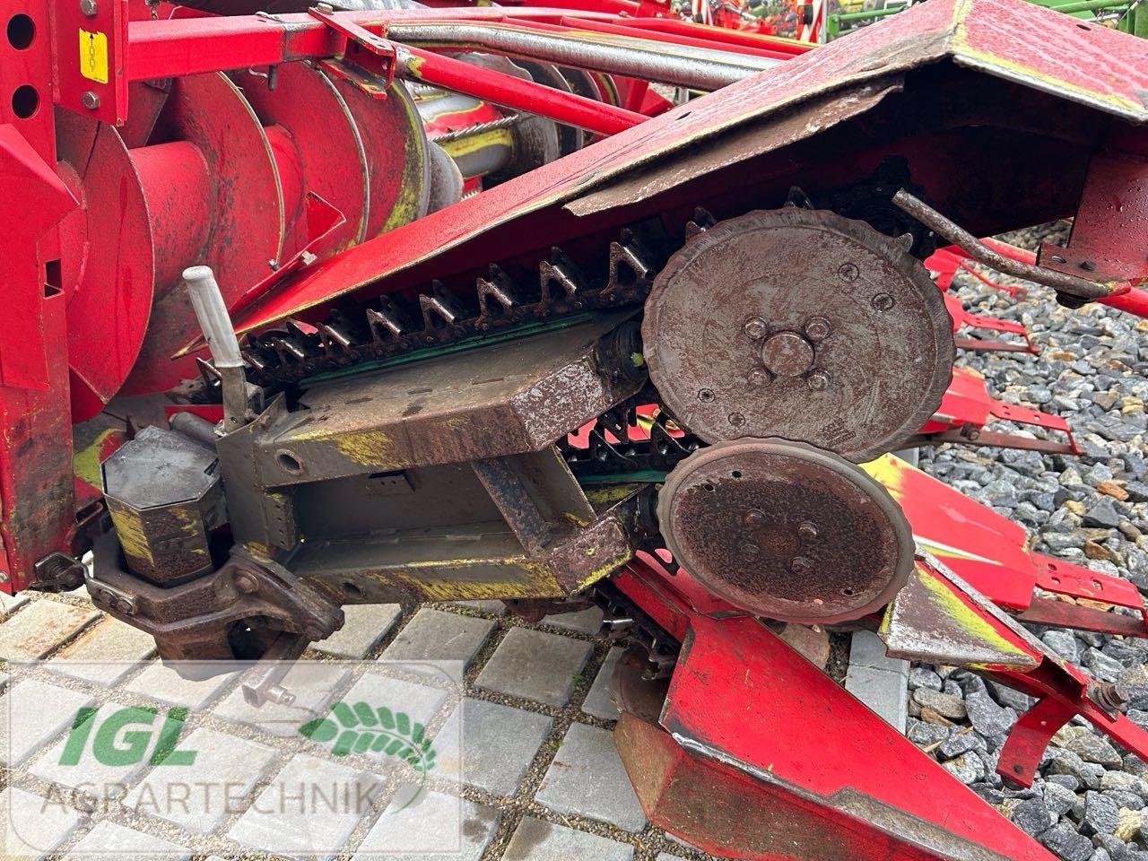 Maisgebiß des Typs CLAAS Maisgebiss 6 Reiher Claas mit Case Aufnahme, Gebrauchtmaschine in Nabburg (Bild 2)