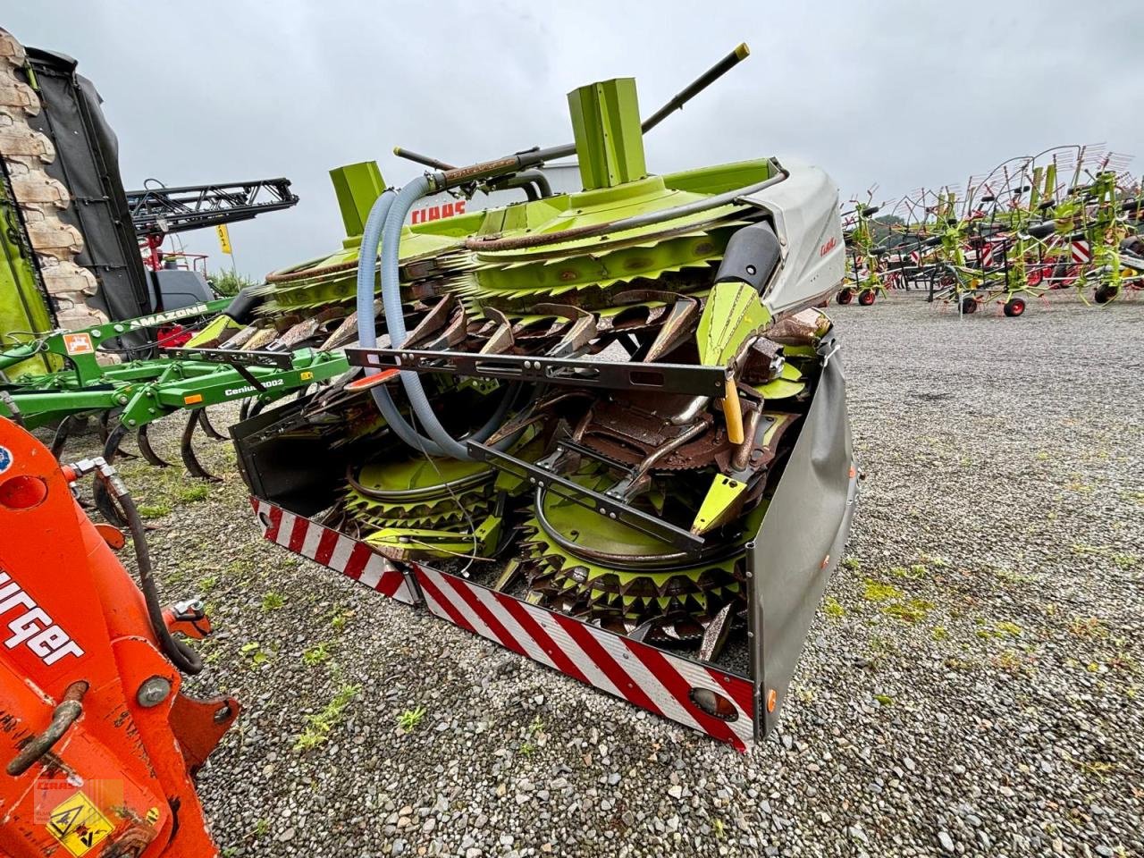 Maisgebiß des Typs CLAAS ORBIS 750 AC AUTO CONTOUR, 10-reiher, Transportsystem, für JAGUAR 800 - 900, Gebrauchtmaschine in Neerstedt (Bild 2)